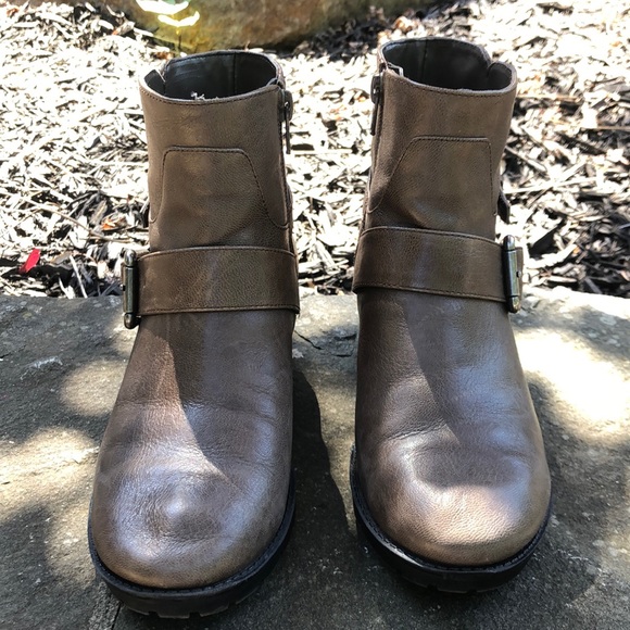 Nine West Shoes - Women’s Nine West booties. Size 6.